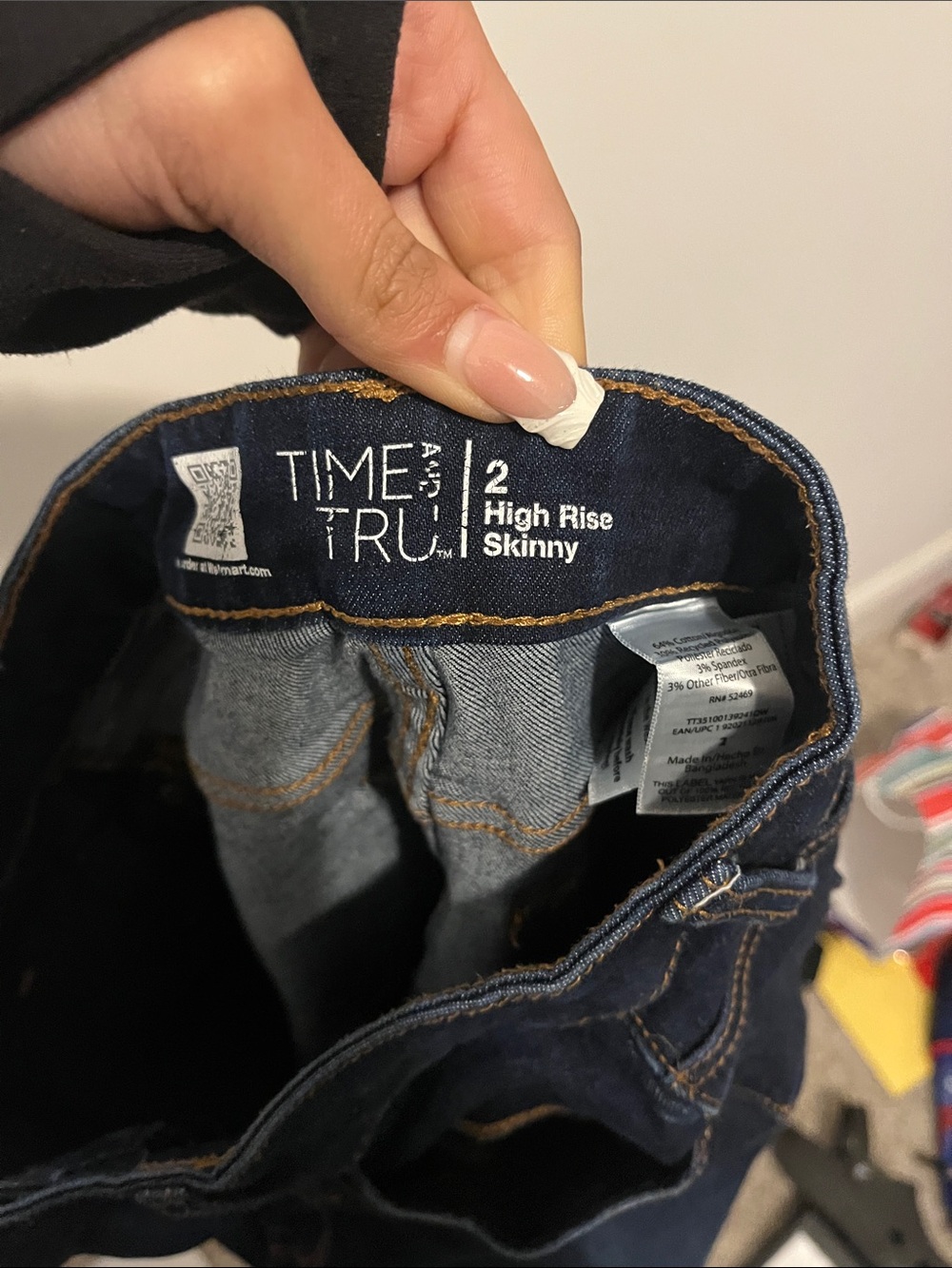 Jeans - Picture 2 of 2